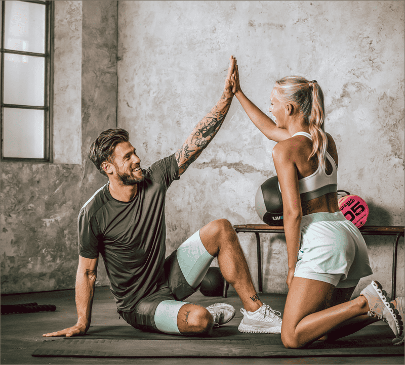 fitness_couple_abklatschen-2-2x